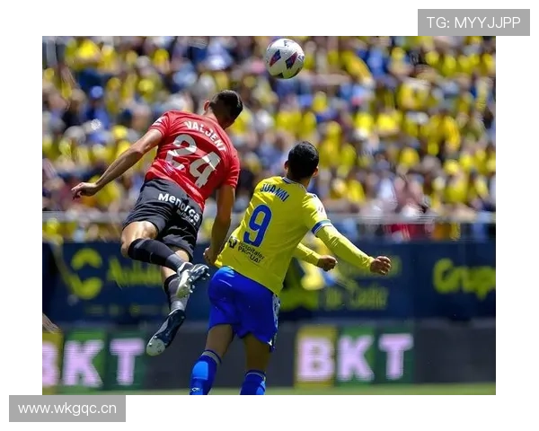 塞维利亚保级压力讨论:近期形势变化对球队稳定性构成考验