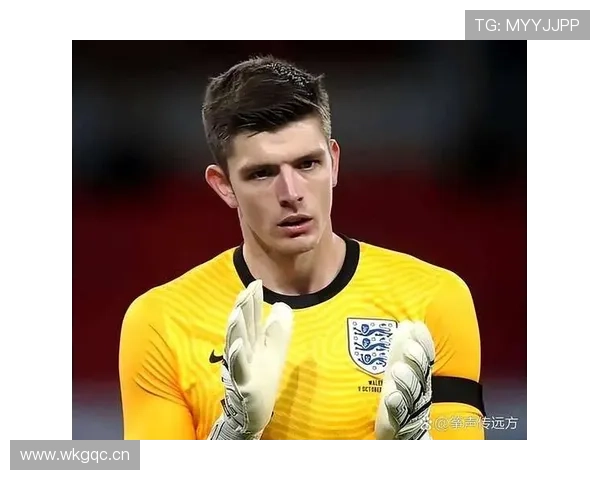 点球判罚为何总引发争议？关键细节决定是否犯规